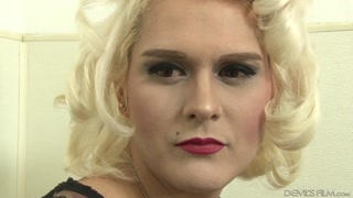 Guarda Trans Blowjob and Cumshot #02 - top porno in 4K su FULL-PORN.COM