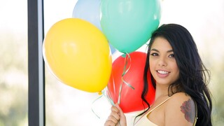 Watch Isiah Maxwell's Birthday Blowjob - top porn in 4K on FULL-PORN.COM