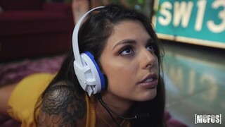 Schau dir Strap-on Fun with Gamer Girls Adria and Gina an - Top-Porno in 4K auf FULL-PORN.COM