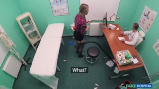 Guarda Shaved pussy doctor sucks dick in medical fetish - top porno in 4K su FULL-PORN.COM