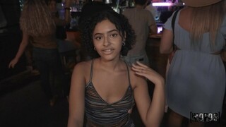 Guarda Bachelorette Blowjob Extravaganza - top porno in 4K su FULL-PORN.COM