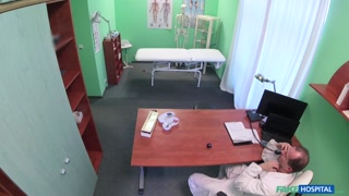 Guarda Spanish Patient Enjoys Standing Doggystyle - top porno in 4K su FULL-PORN.COM