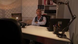 Obejrzyj Wronged Wife Seeks Sizzling Private Eye - top porno w 4K na FULL-PORN.COM