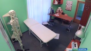 Guarda Uniformed Nurse Gets Fucked by Doctor - top porno in 4K su FULL-PORN.COM