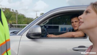 Дивіться Bad Tow Truck - топове порно у 4K на FULL-PORN.COM