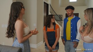Blowjob Lunch with Apollo Banks - 4K porn video on FULL-PORN.COM