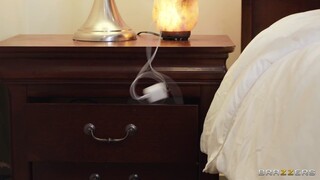 Brunette Bombshell Gags on Big Cock - 4K porn video on FULL-PORN.COM