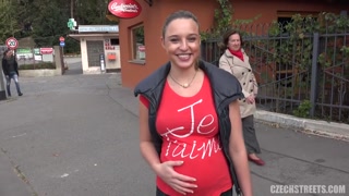 Pregnant Big Tits Czech Brunette on Streets 89 보기 - 4K 최고 포르노 FULL-PORN.COM에서