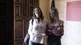 Big Tits Stepmom Joins Teacher for Redhead Teen - video porno en 4K en FULL-PORN.COM