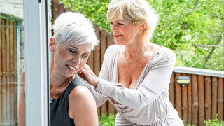 MILF Gavy Loves Riding Hard - 4K porn video on FULL-PORN.COM