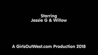 Assista Big Tits Casting - Jessie G & Willow Redhead Interview - top pornô em 4K no FULL-PORN.COM