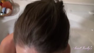 Urmărește Peeking on Auntie Cindy’s Bath Time - MILF Delight - top porno în 4K pe FULL-PORN.COM