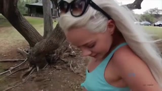 Guarda Public Handjob & Cum on Elsa Jean’s Face - top porno in 4K su FULL-PORN.COM