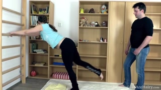 Дивіться Brunette babe Valentina Ross creampied post workout - топове порно у 4K на FULL-PORN.COM