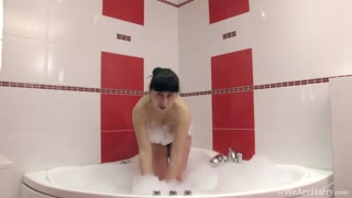 ดู Hairy brunette Tayra Jane’s sensual shower striptease - หนังโป๊ระดับท็อปใน 4K ที่ FULL-PORN.COM