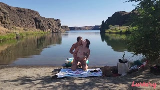 Playful Public Cowgirl: Rey & Storm in Mermaid in the USA देखें - 4K में शीर्ष पोर्नो FULL-PORN.COM पर