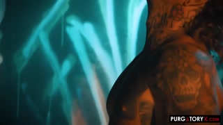 Schau dir Hot Ink Girl Gets Her Prayers Answered an - Top-Porno in 4K auf FULL-PORN.COM