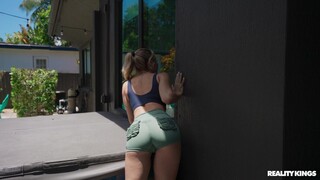 Watch Stealthy Fucking with Athletic Girl - top porn in 4K on FULL-PORN.COM