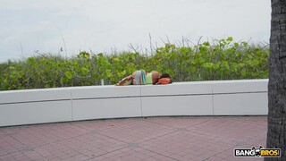 ดู The Bus Bangs Kloe Hard - หนังโป๊ระดับท็อปใน 4K ที่ FULL-PORN.COM