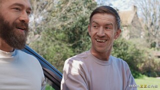 Schau dir Deepthroat Double Trouble with Mia and Xander an - Top-Porno in 4K auf FULL-PORN.COM