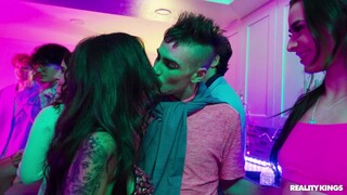 Watch Small Ass Bubble Butt Worship and Ass Fingering - top porn in 4K on FULL-PORN.COM
