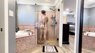 ดู Jade Frost Gets Blown by Trev Anthony in the Shower! - หนังโป๊ระดับท็อปใน 4K ที่ FULL-PORN.COM