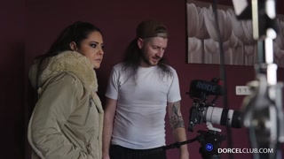 Watch Candid Moments: Mariska's Portrait - top porn in 4K on FULL-PORN.COM