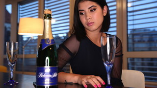 Watch Shaved Pussy Lady Dee Gets Anal - top porn in 4K on FULL-PORN.COM