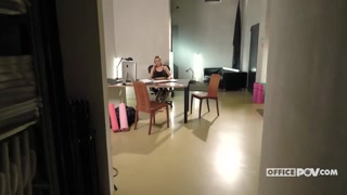 Regardez The Boss, Client, and You: MILF Threesome - top porno en 4K sur FULL-PORN.COM