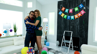 Watch Old and Young Love: Reya Lovenlight and Axel Haze's Taboo - top porn in 4K on FULL-PORN.COM