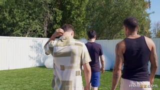 Foam Party Fuck Fest with MILF De Mer - 4K porn video on FULL-PORN.COM