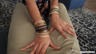 Schau dir Dirty Dancer's Tattooed Beauty Gives Deepthroat an - Top-Porno in 4K auf FULL-PORN.COM