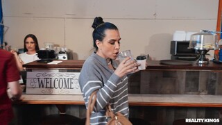 Urmărește Brunette Lola Aiko Sucks Karen's Pussy - top porno în 4K pe FULL-PORN.COM
