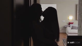 Assista Brunette & Blonde Double Agents in Steamy Lesbian Scene - top pornô em 4K no FULL-PORN.COM