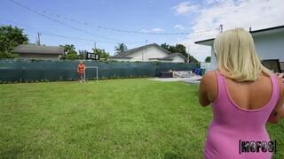 Mimi Monet's Missionary Fuck - 4K porn video on FULL-PORN.COM