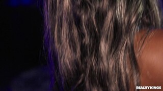 Stripper Squirts on Scott Nails' Cock - 4K porn video on FULL-PORN.COM