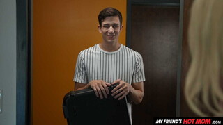Watch Parker Ambrose Watches as Sydney Paige Gets Fucked - top porn in 4K on FULL-PORN.COM